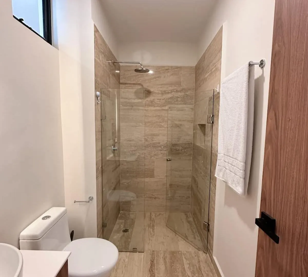 Walking Distance Restaurants And Coffee Shop Apartment Tulum